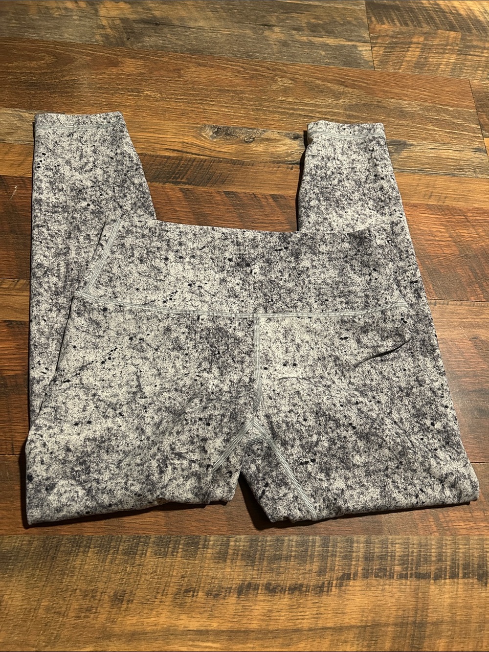 lululemon athletica Gray Marled Capris